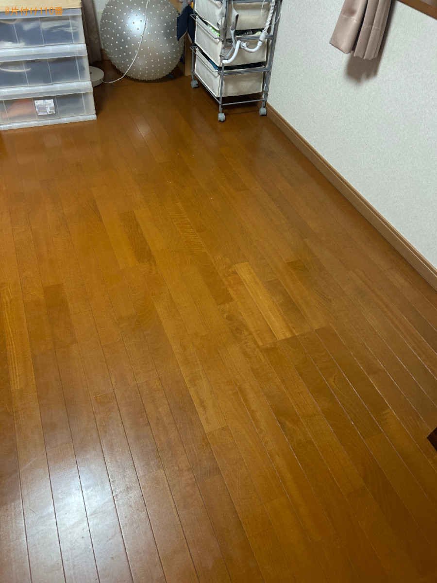 マットレス付きクイーンベッド、原付、PCデスク、学習机等の回収