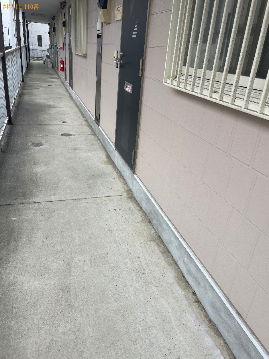 カラーボックス、本、調理器具、家財一式、一般ごみ等の回収・処分
