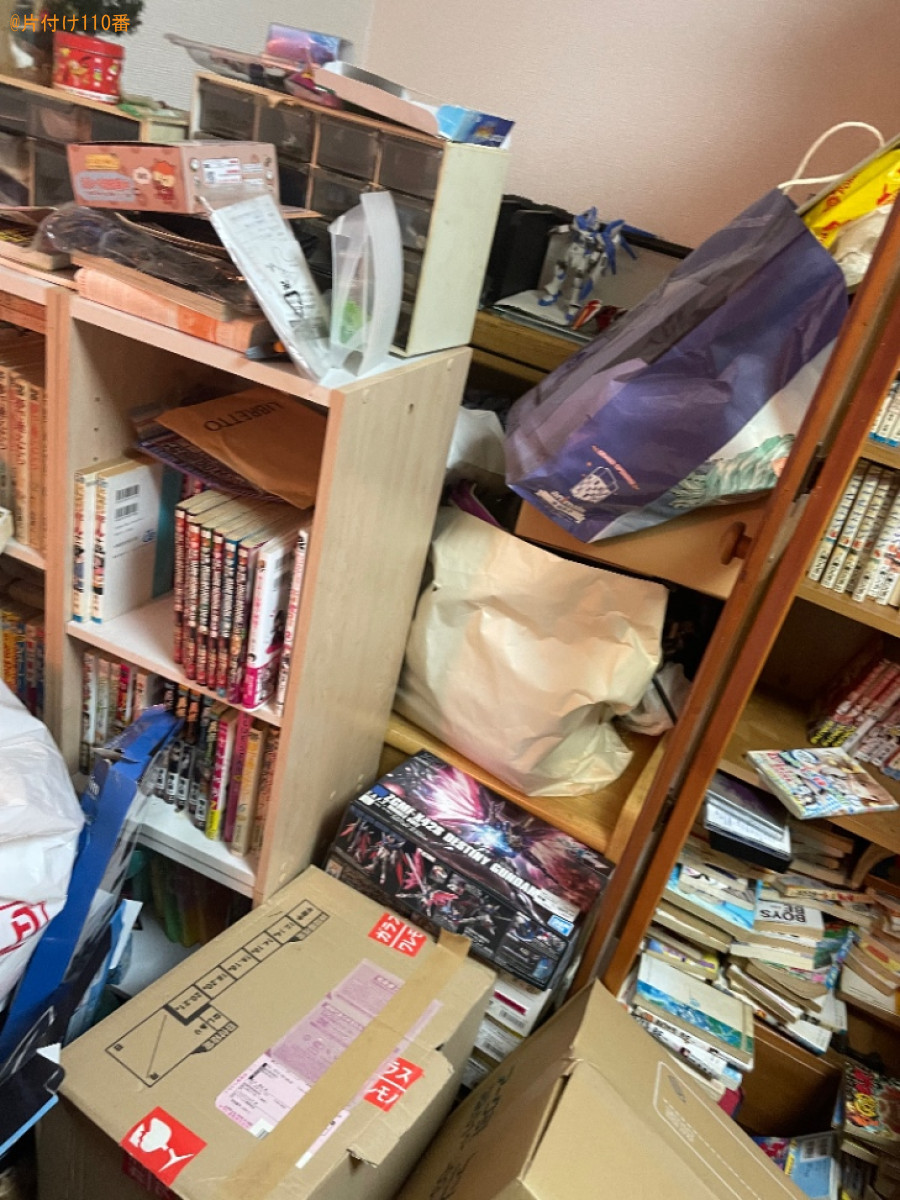 カラーボックス、本、調理器具、家財一式、一般ごみ等の回収・処分